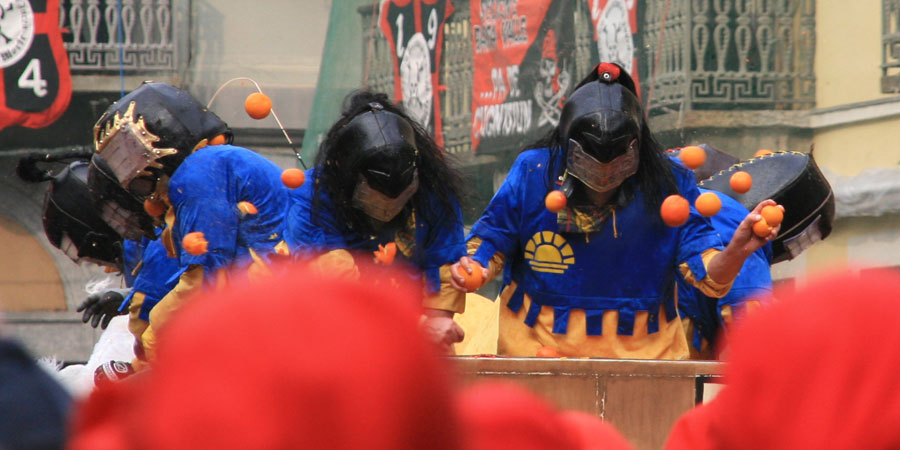 Battle of the Oranges image 1